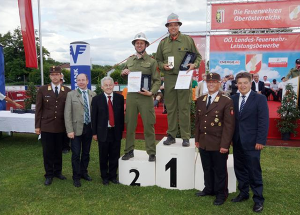 Siegererhrung beim oberösterreichischen Landesfeuerwehrleistungsbewerb 2014 in Steyr mit der FFKürnberg auf Platz 1 in Silber