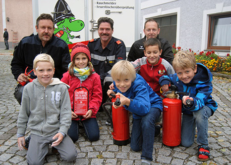 Räumungsübung Volksschule Kürnberg Kinder