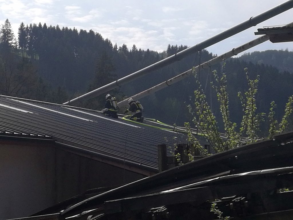 FF Kürnberg Brandeinsatz Hanger Sägewerk